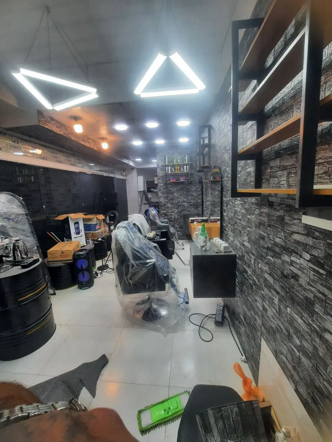 پذیرش کارآموز برای پیرایش مردانه|استخدام درمانی، زیبایی، بهداشتی|فومن, |دیوار