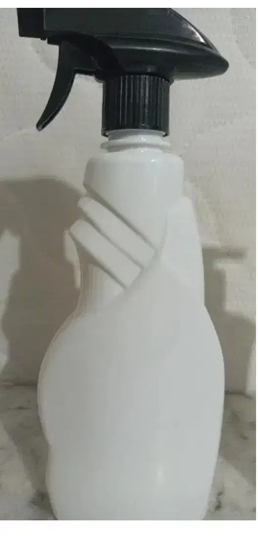 بطری شیشه شوی و مایع عمده|مواد شوینده و دستمال کاغذی|اراک, |دیوار