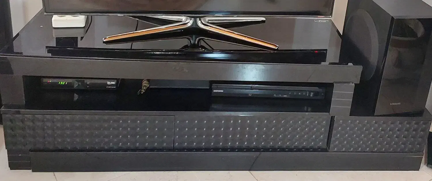 سینما خانگی|سیستم صوتی خانگی|نور, |دیوار