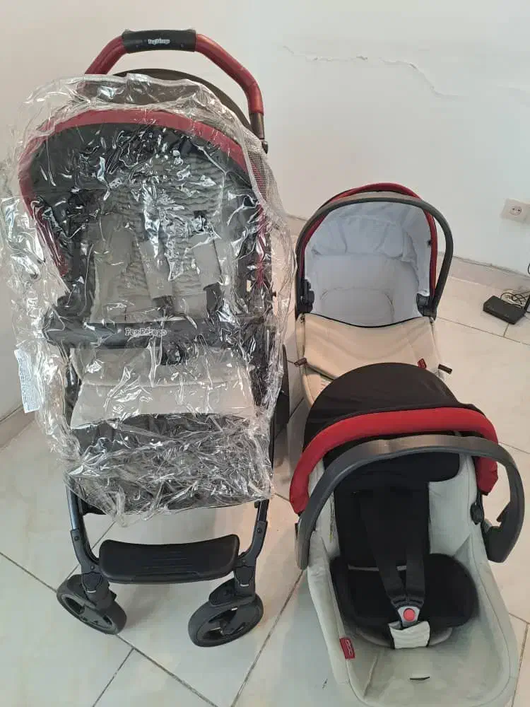 کالسکه peg perego و تخت پارک garco|کالسکه و لوازم جانبی|تهران, فردوس|دیوار