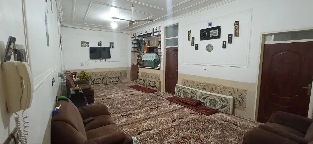 فروش منزل ویلایی دو طبقه|فروش خانه و ویلا|زاهدان, |دیوار