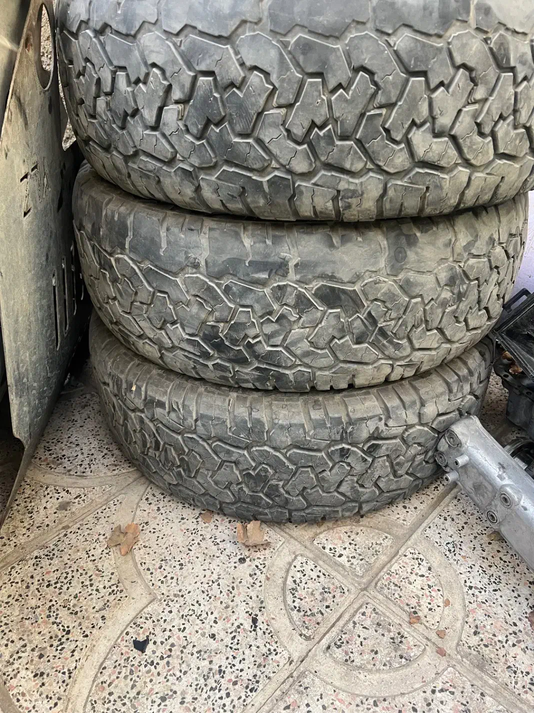 لاستیک رونیز سورنتو چهار حلقه|قطعات یدکی و لوازم جانبی|نیشابور, کریم آباد|دیوار