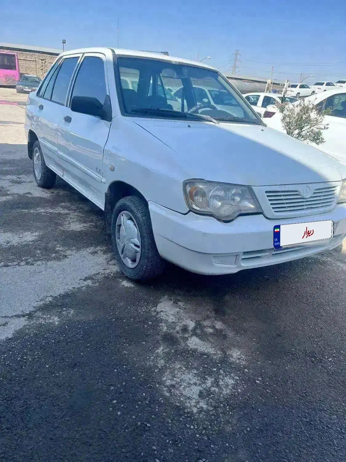 پراید ۱۳۲ سفید|خودرو سواری و وانت|اصفهان, ملک‌شهر|دیوار