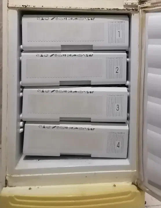 یخچال و فریزر|یخچال و فریزر|بروجرد, |دیوار