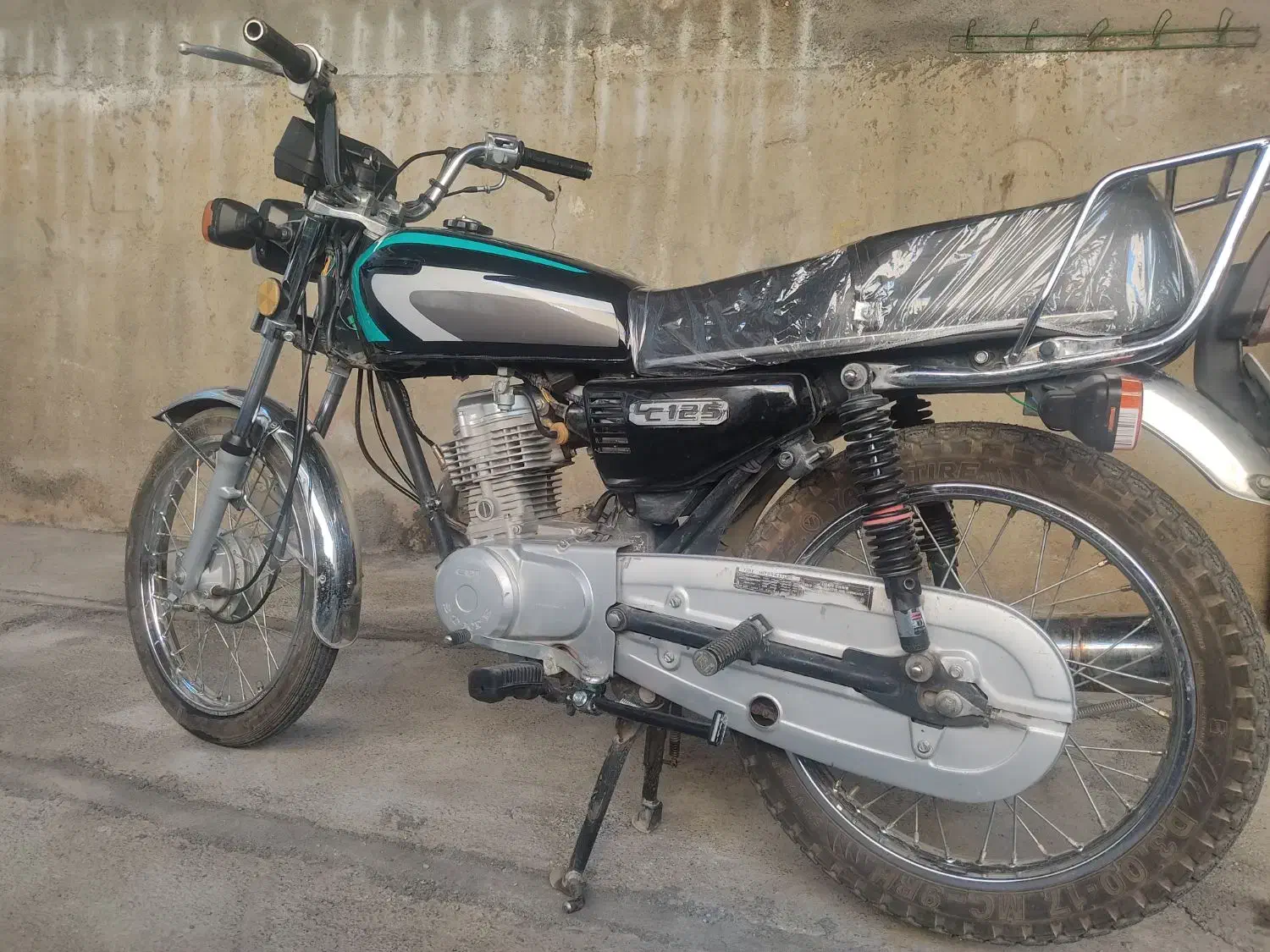 موتور 125 سال 98|موتورسیکلت|کنگاور, |دیوار