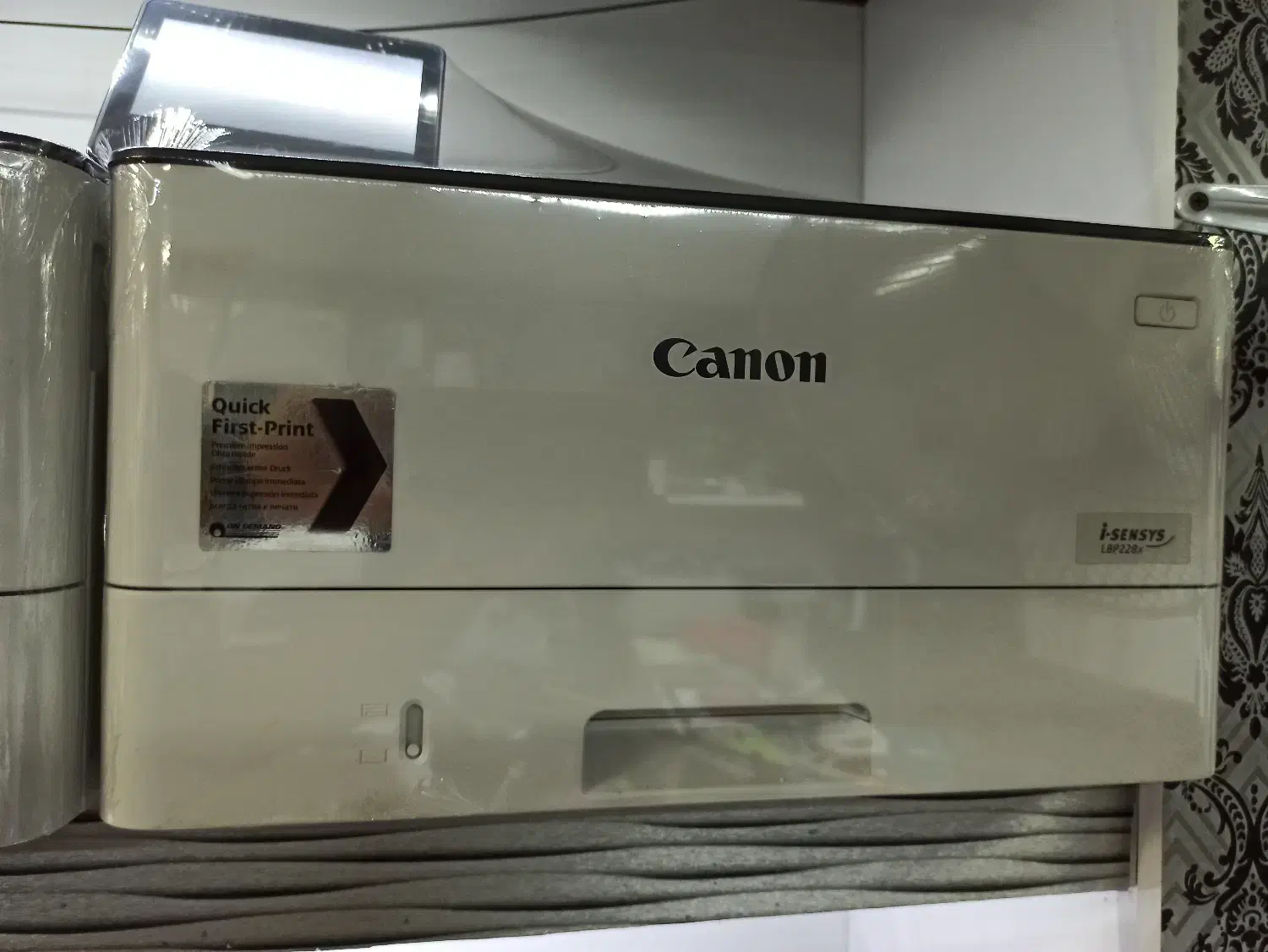 باران. پرینتر استوک کنون lbp 215x با گرانتی|پرینتر، اسکنر، کپی، فکس|همدان, |دیوار