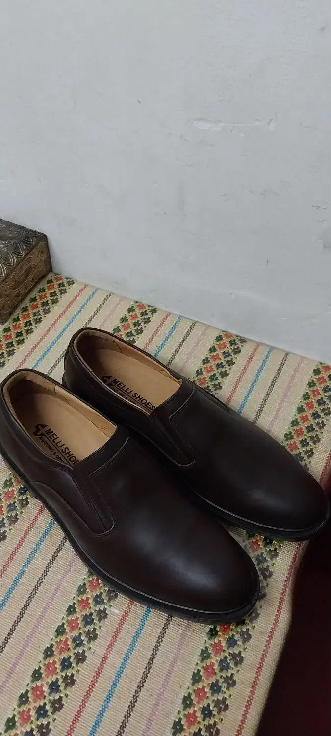 کفش چرم قهوه‌ای سوخته|کیف، کفش، کمربند|رشت, شهرک شهید مفتح|دیوار