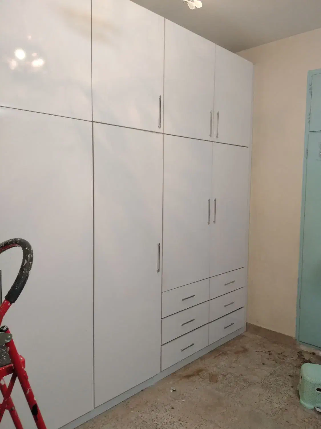 ساخت درب اتاقی و کمد. دیواری|جاکفشی، کمد، دراور|اندیشه, اندیشه فاز ۱|دیوار