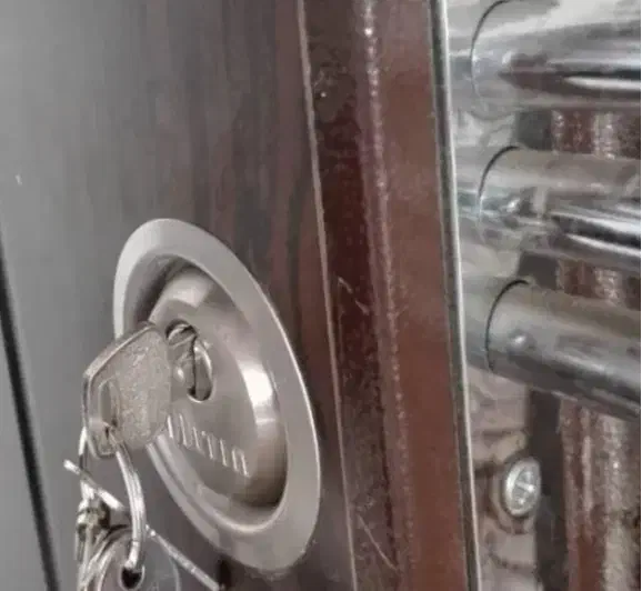 کلیدسازی سیار شبانه پاسداران. ازگل شریعتی بنی هاشم|خدمات پیشه و مهارت|تهران, دروس|دیوار