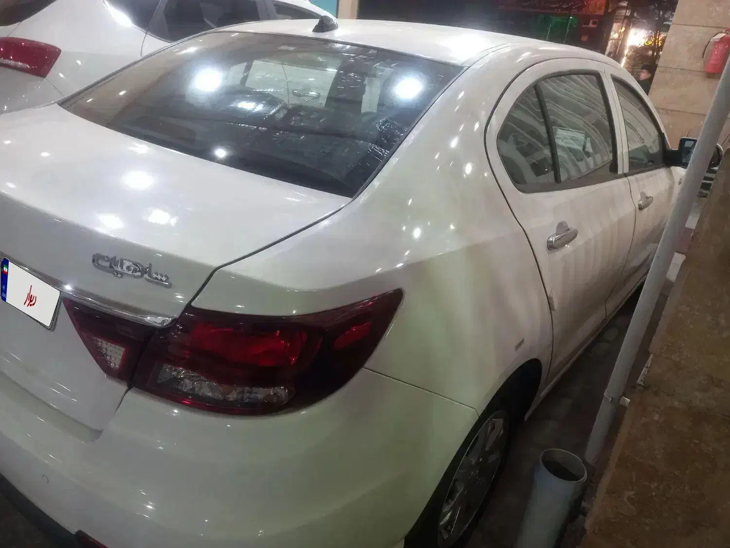 شاهین   توربو اتوماتیک  سانروف  دار مدل ۴۰۳  خشک|خودرو سواری و وانت|تبریز, |دیوار