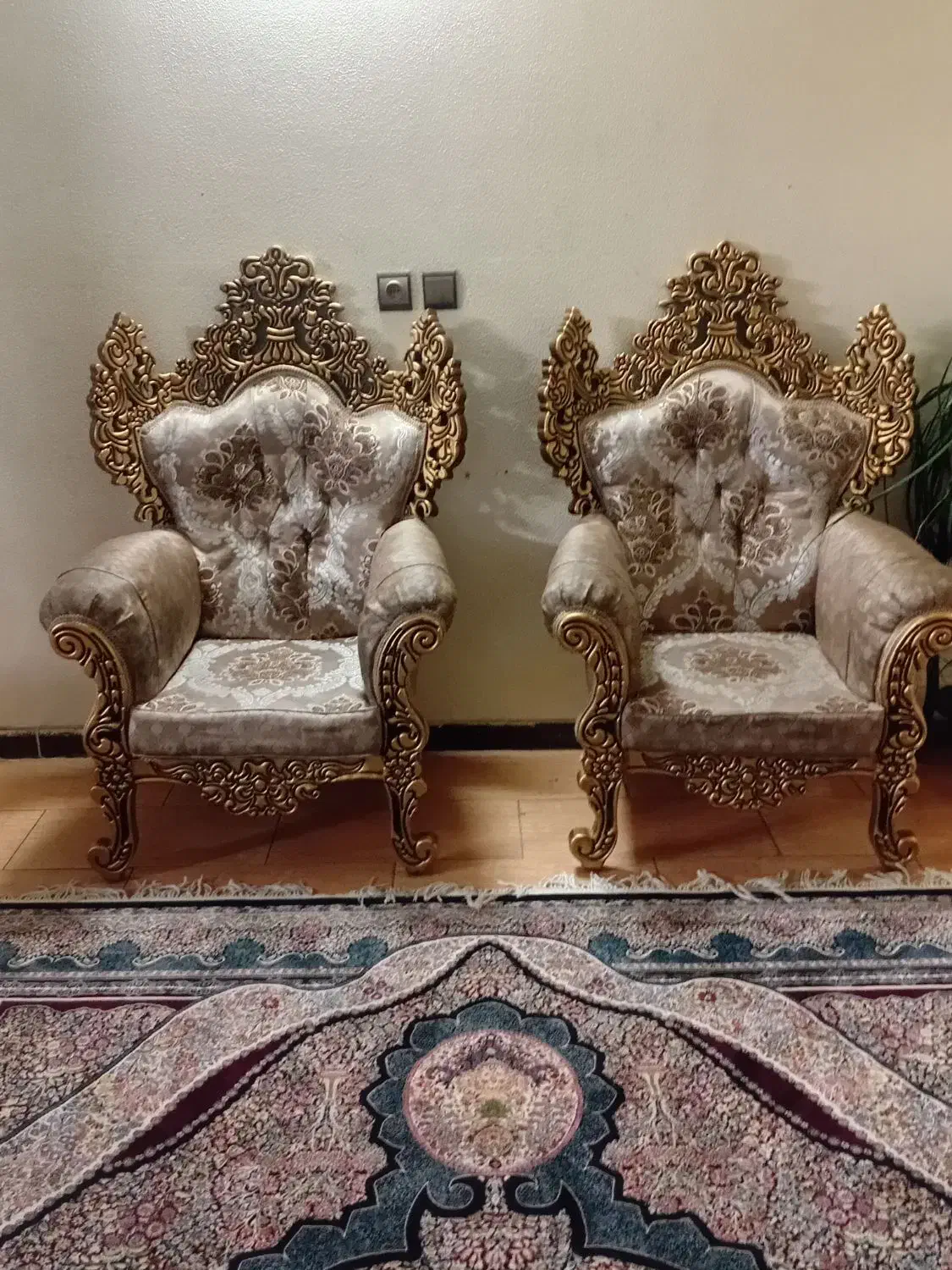 مبل ۷نفره|مبلمان خانگی و میز عسلی|شاهینشهر, بنیاد ازدواج|دیوار