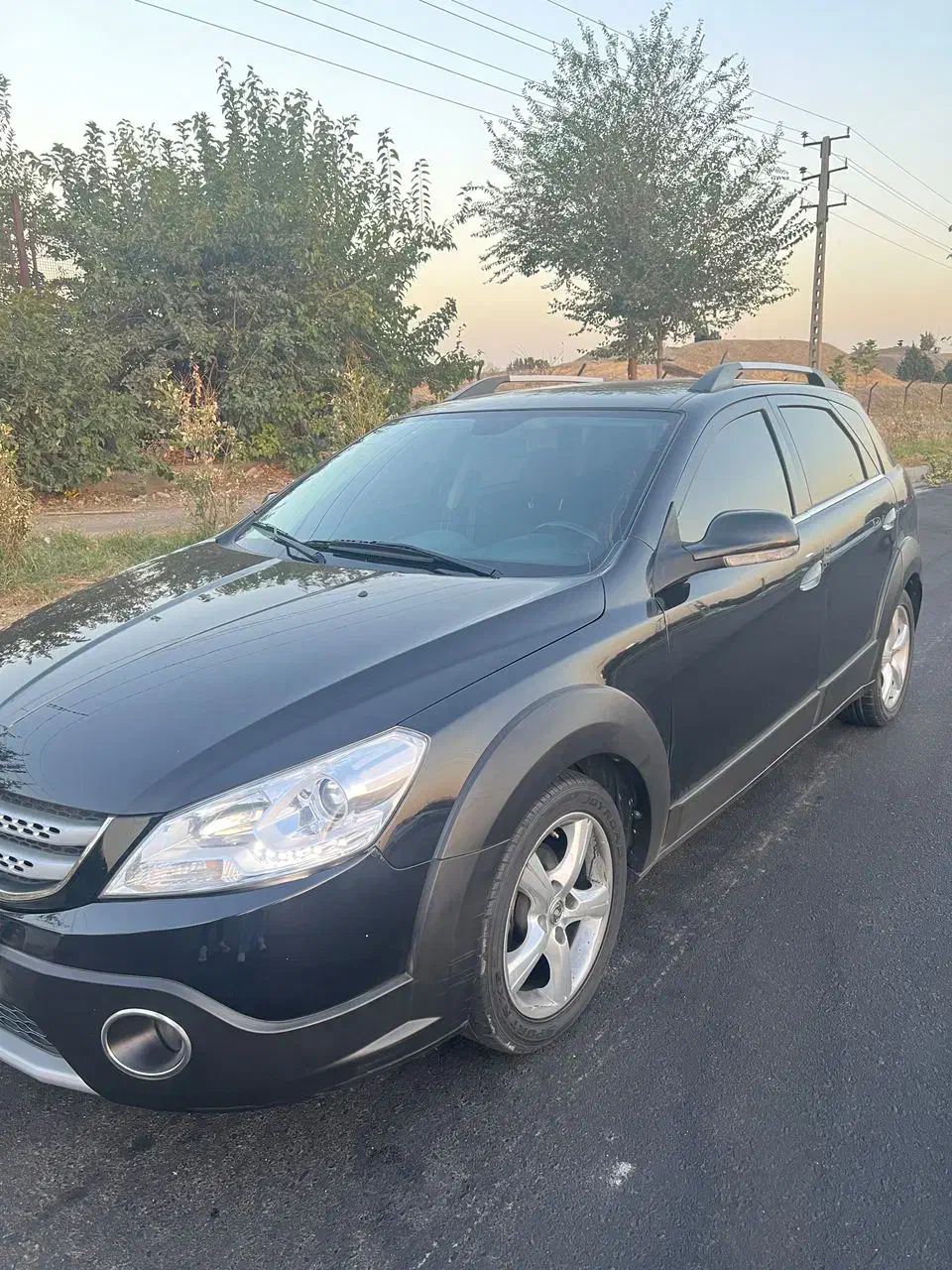 اچ سی کراس تمیز در حد خشک|خودرو سواری و وانت|اندیشه, اندیشه فاز ۴|دیوار