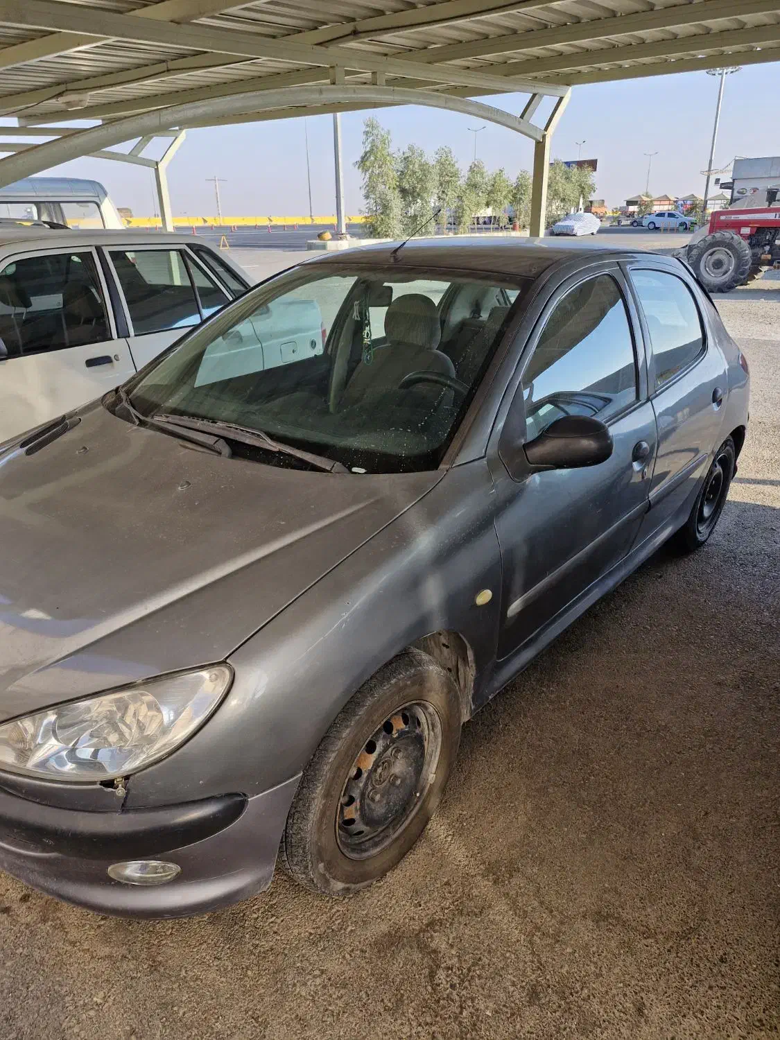 ۲۰۶ مدل ۹۵ خاکستری|خودرو سواری و وانت|زرندیه, |دیوار