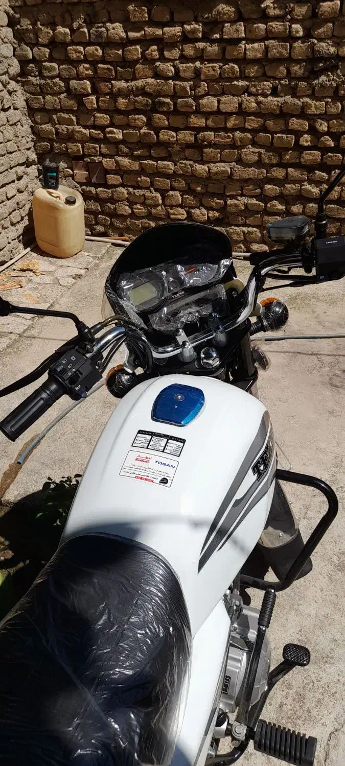 باکسرتکنوتوسن 200cc انجین بزرگ خشک ۴۰۴ صفر کیلومتر|موتورسیکلت|گنبد کاووس, |دیوار