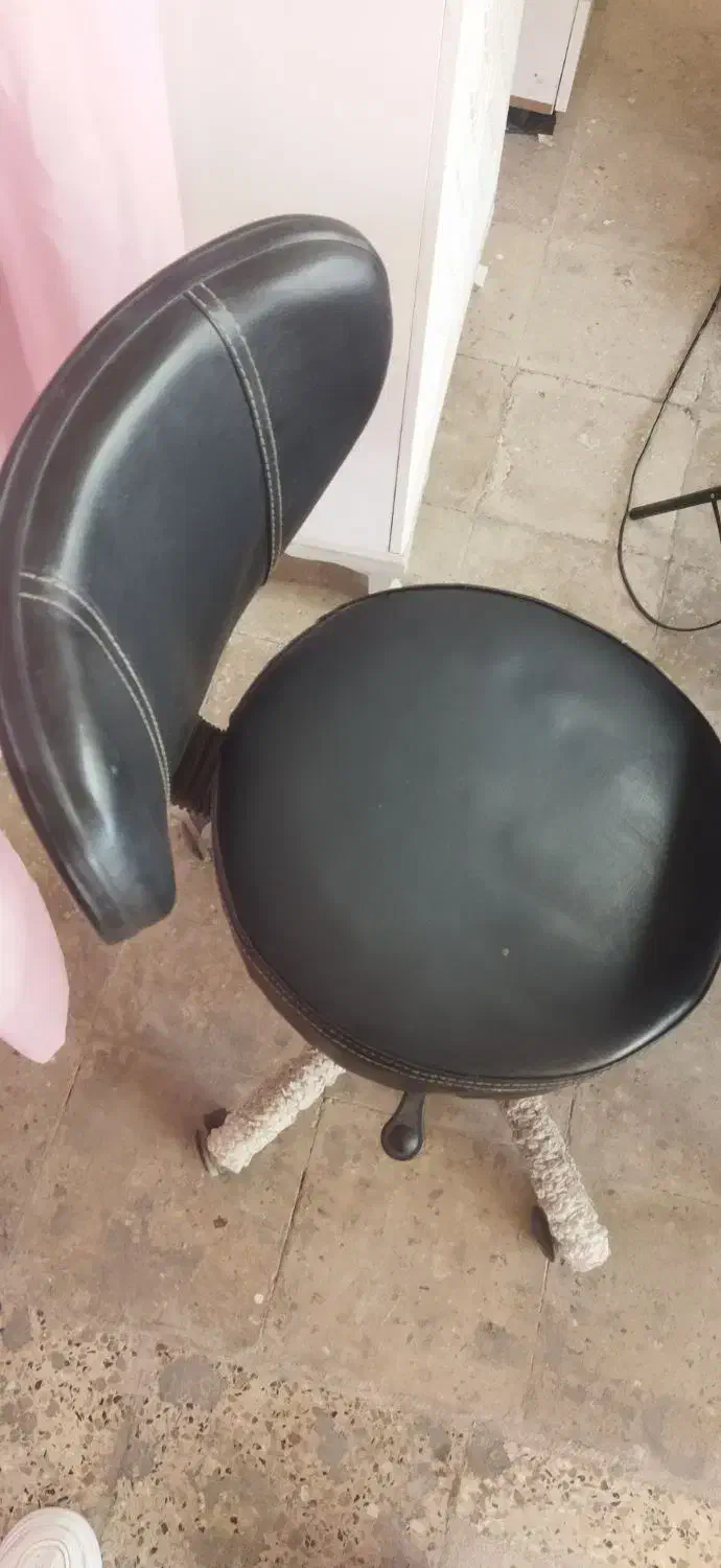 تخت و صندلی|آرایشگاه و سالنهای زیبایی|فیروزآباد (فارس), |دیوار