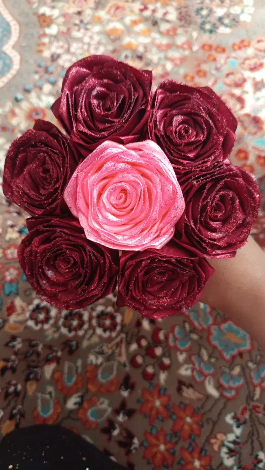 گل روبانی|گل مصنوعی|تویسرکان, |دیوار