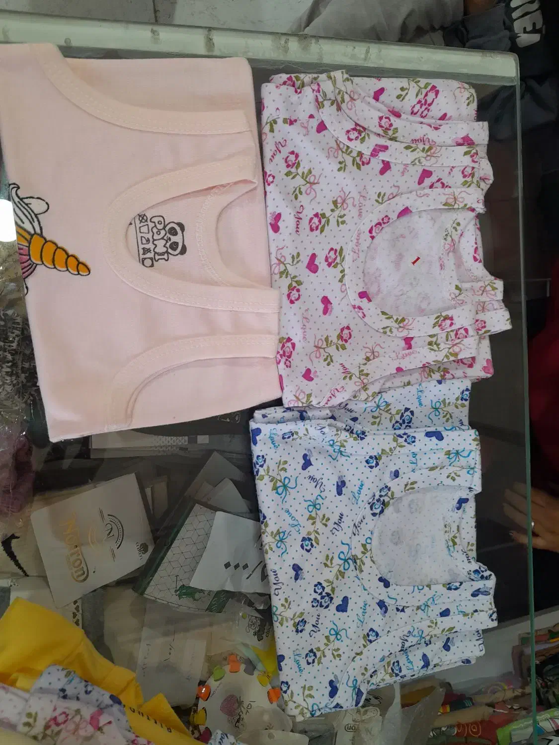 حراج لباسهای نوزادی به قیمت فاکتور|عمدهفروشی|اسلامآباد غرب, |دیوار