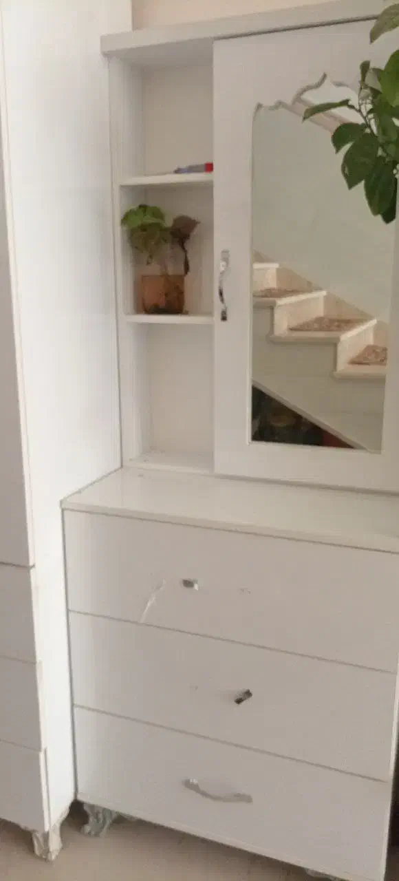 کمد جا ارایش و جا لباس|تخت و سرویس خواب|پیرانشهر, |دیوار