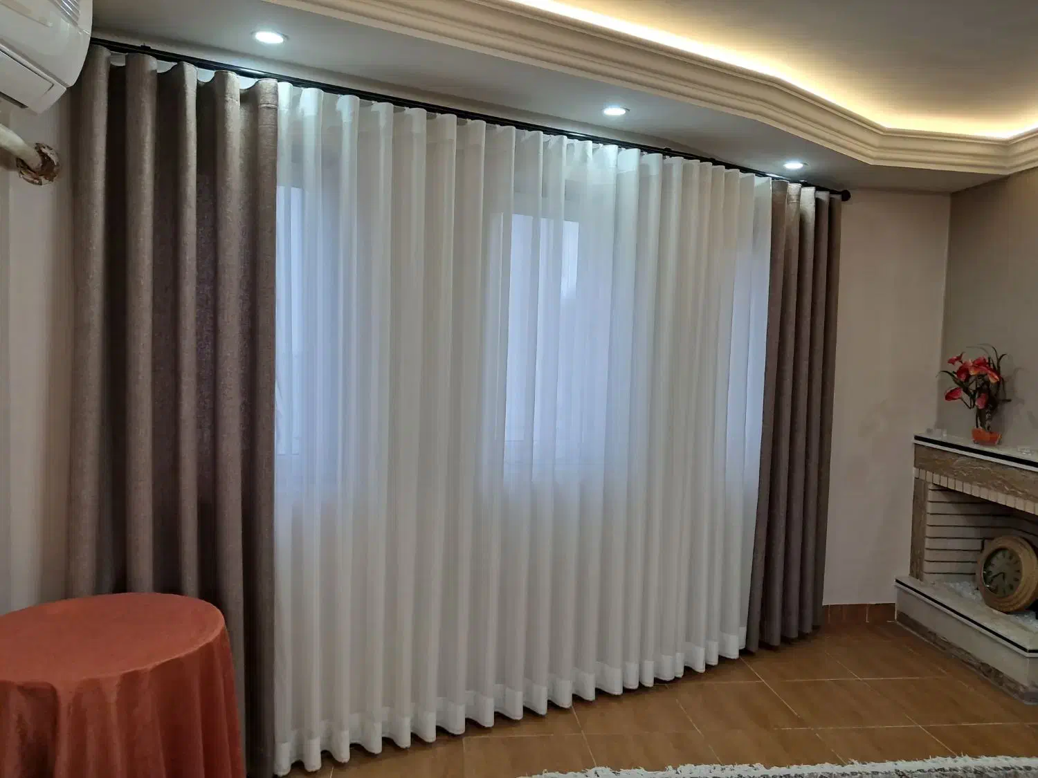 پرده سرای گوزل|پرده، رانر، رومیزی|بندر انزلی, نوروزی|دیوار