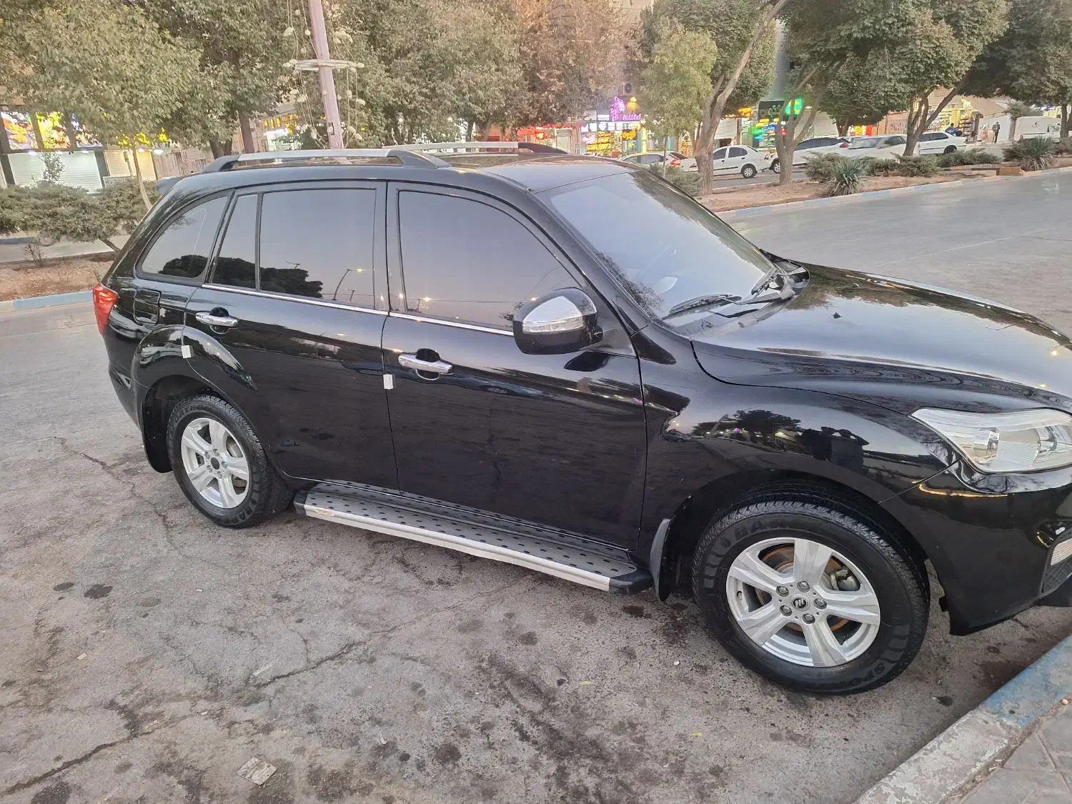 لیفان ایکس ۶۰ مدل ۹۶|خودرو سواری و وانت|شاهین‌شهر, شهرک منازل چوبی|دیوار