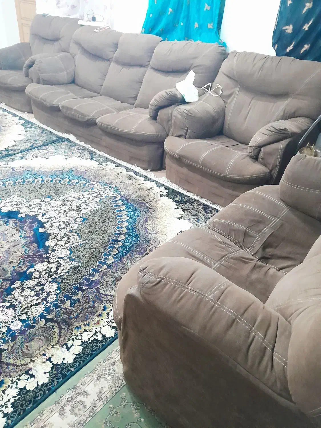 مبل بزرگ قهوه ایی|مبلمان خانگی و میز عسلی|کتالم و سادات شهر, |دیوار