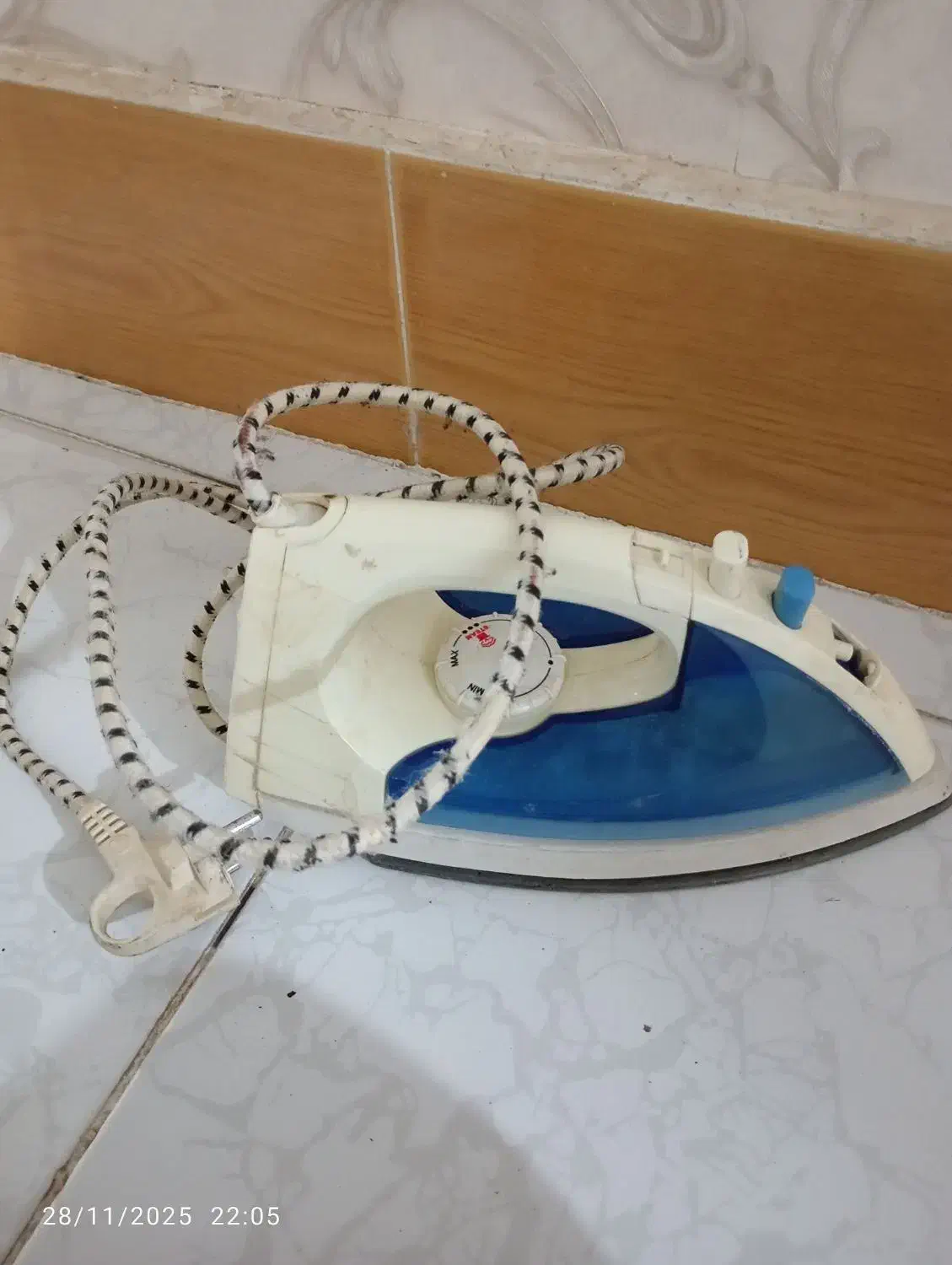 اتو|اتو و لوازم اتو|تربت جام, شهرک معلم|دیوار