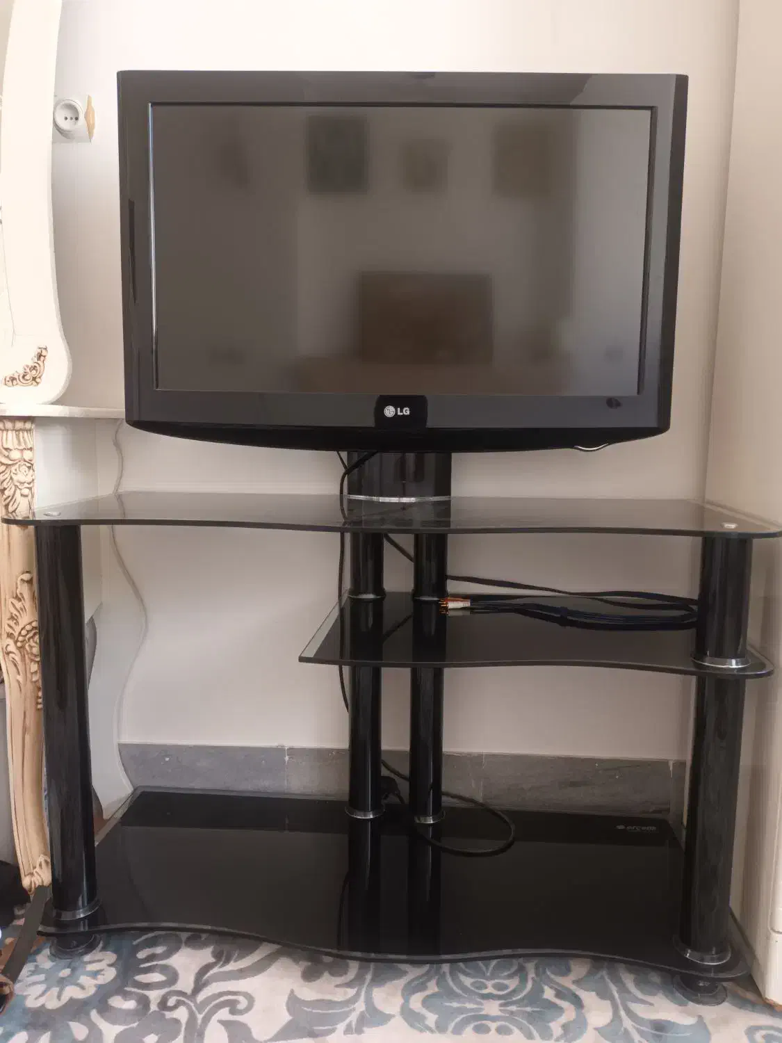 تلویزیون ال جی ۳۲|تلویزیون و پروژکتور|قم, شهر قائم|دیوار