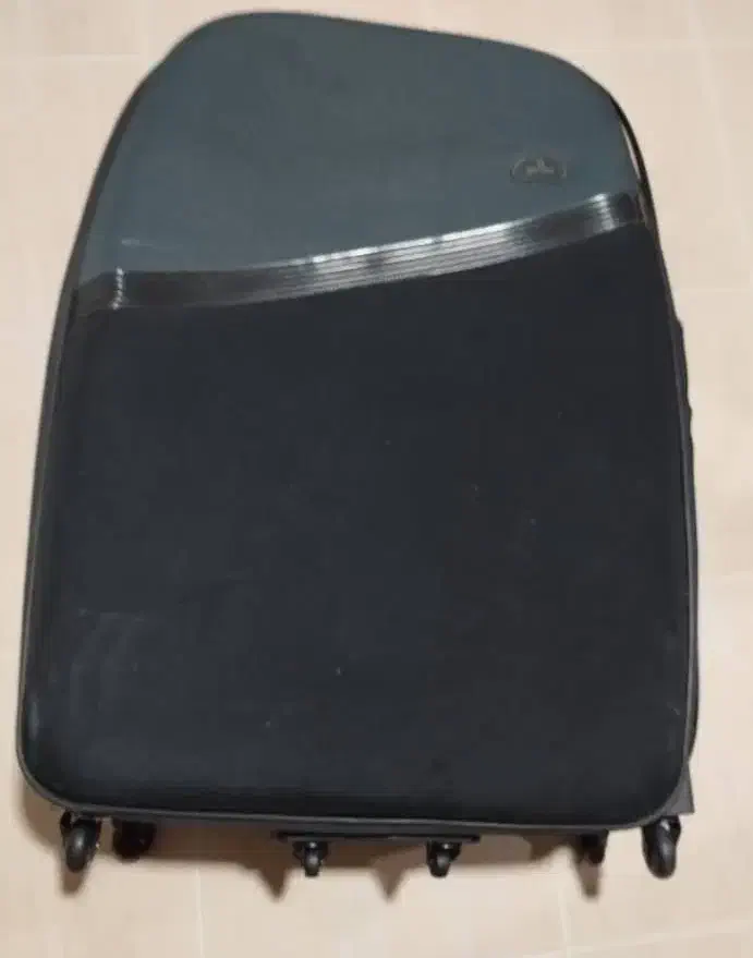 چمدان بزرگ|کیف، کفش، کمربند|شهرکرد, |دیوار