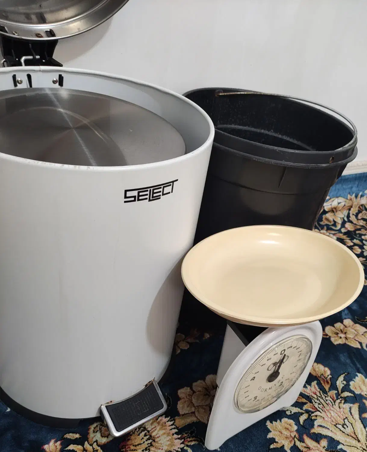 سرویس سطل وترازو|ظروف نگهدارنده، پلاستیکی، یک‌بارمصرف|گنبد کاووس, |دیوار