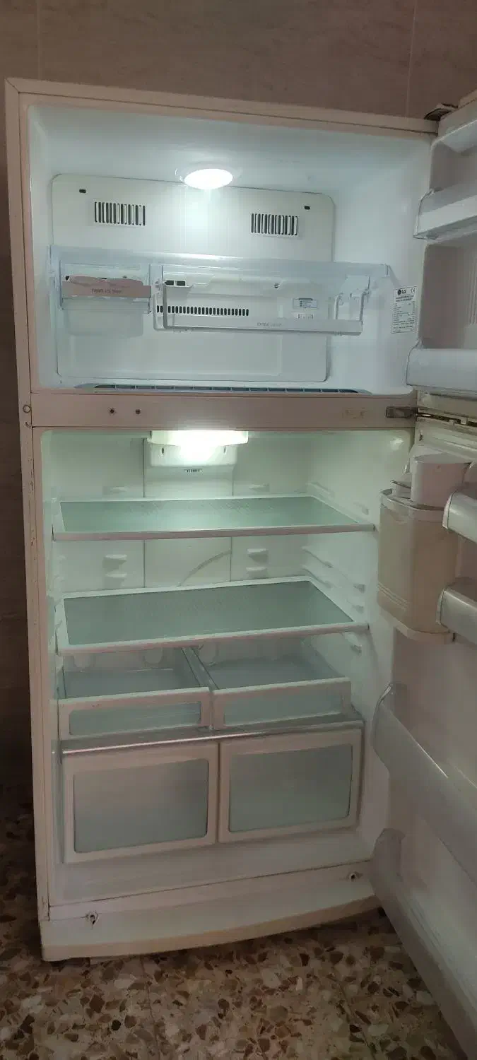 یخچال فریزر الجی کاملا سالم با سرمادهی بالا|یخچال و فریزر|بابل, |دیوار