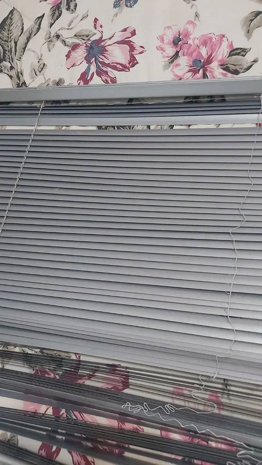 پرده کرکره ای|پرده، رانر، رومیزی|بابل, |دیوار