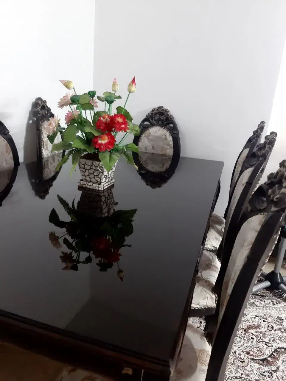 میز ناهارخوری خوری ۸ نفره با صندلی|میز و صندلی غذاخوری|قم, انسجام|دیوار