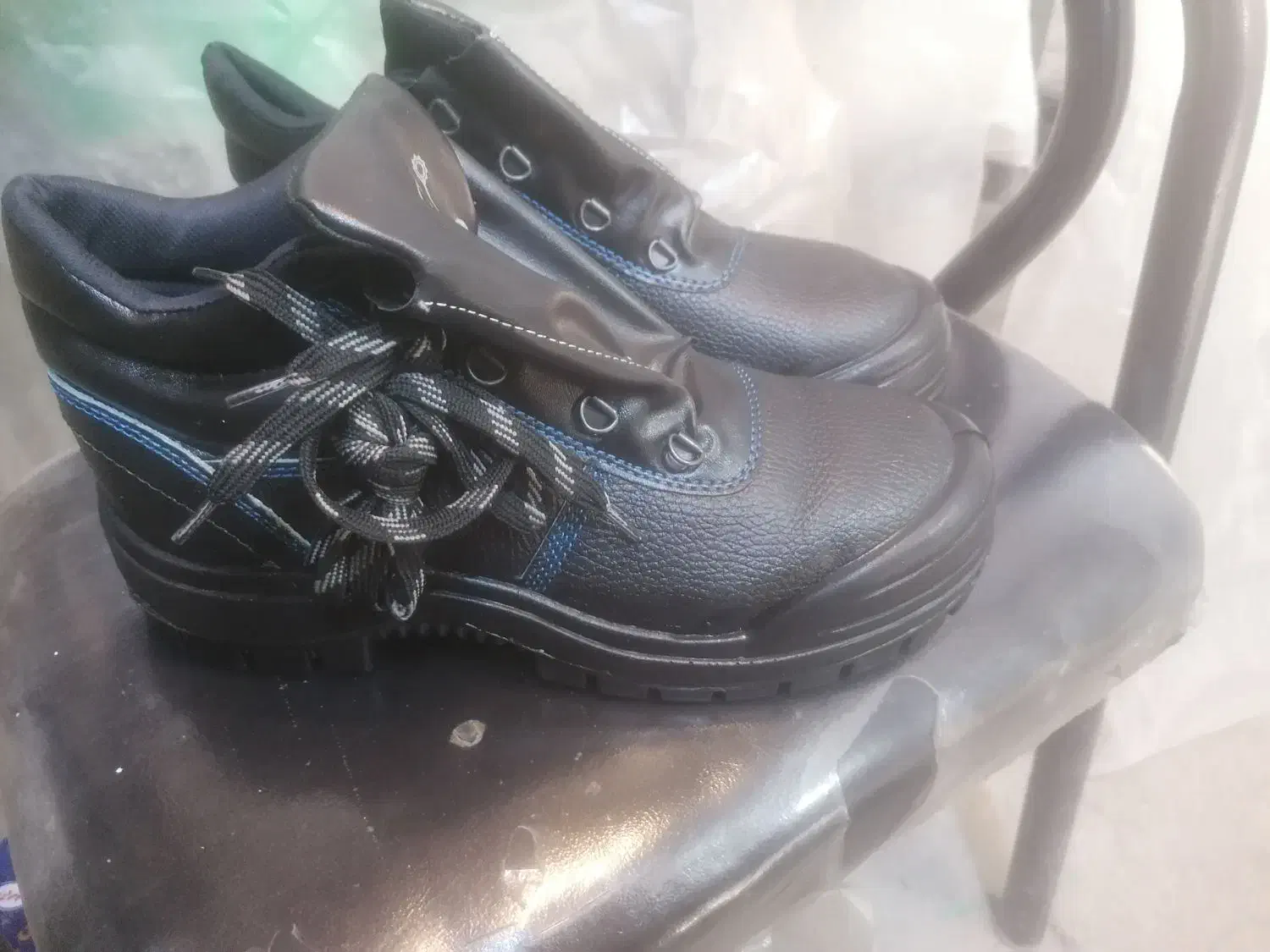 کفش ایمنی نو|کیف، کفش، کمربند|نیشابور, شهرک ولیعصر|دیوار