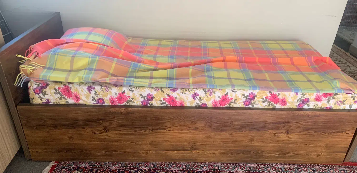 تخت یک نفره|تخت و سرویس خواب|رشت, فلسطین|دیوار