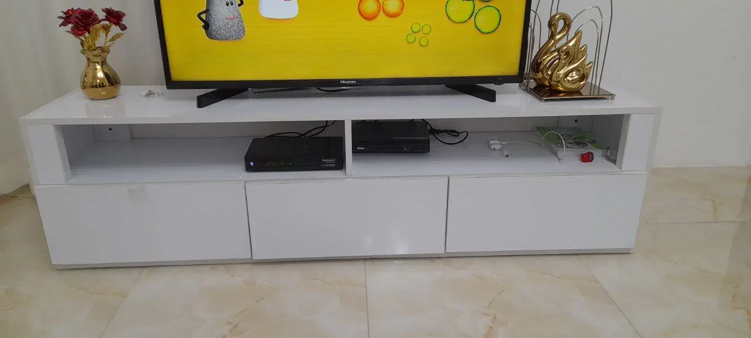 میز تی وی در حد نو|میز تلویزیون|تالش, هشتپر|دیوار