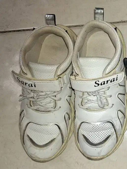 کفش ورزشی|کفش و لباس بچه|اصفهان, شیخ طوسی|دیوار