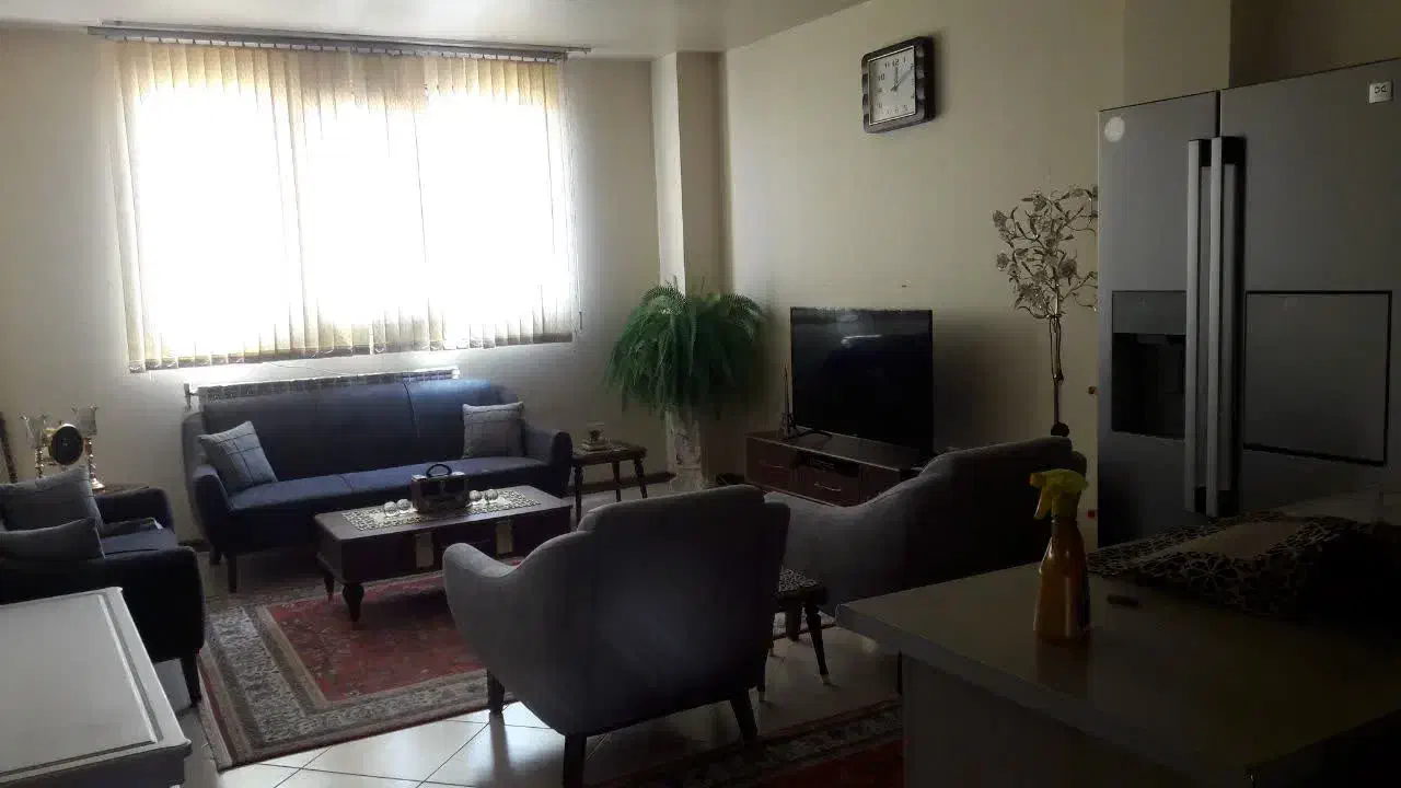 مبل هفت نفره نو|مبلمان خانگی و میز عسلی|شاهین‌شهر, مسکن مهر|دیوار