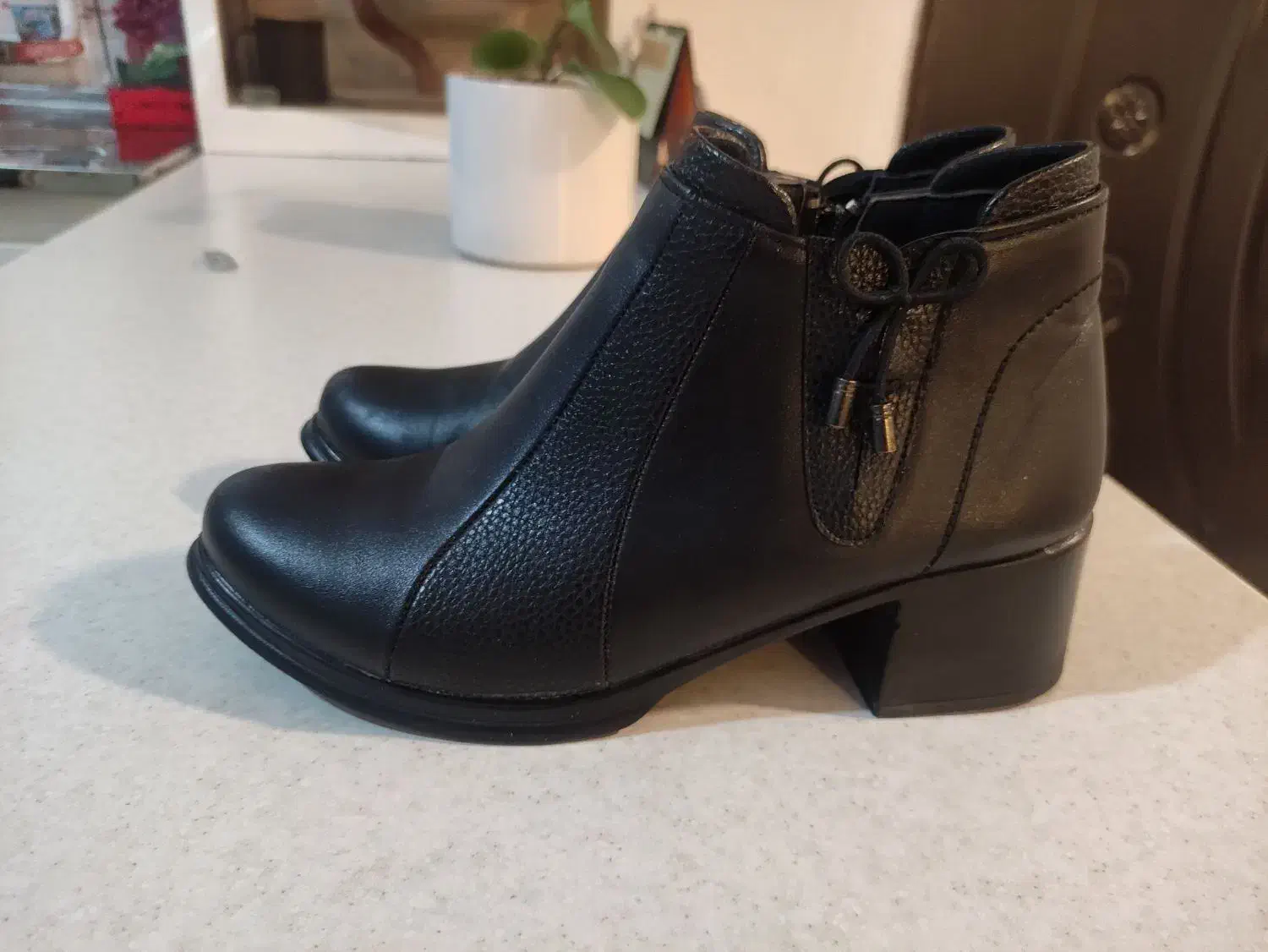 کفش، بوت، نیم بوت|کیف، کفش، کمربند|کرمانشاه, |دیوار