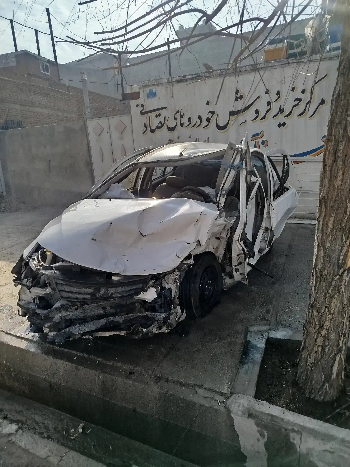 ساینا تصادفی|خودرو سواری و وانت|مهاباد (آذربایجان غربی), |دیوار