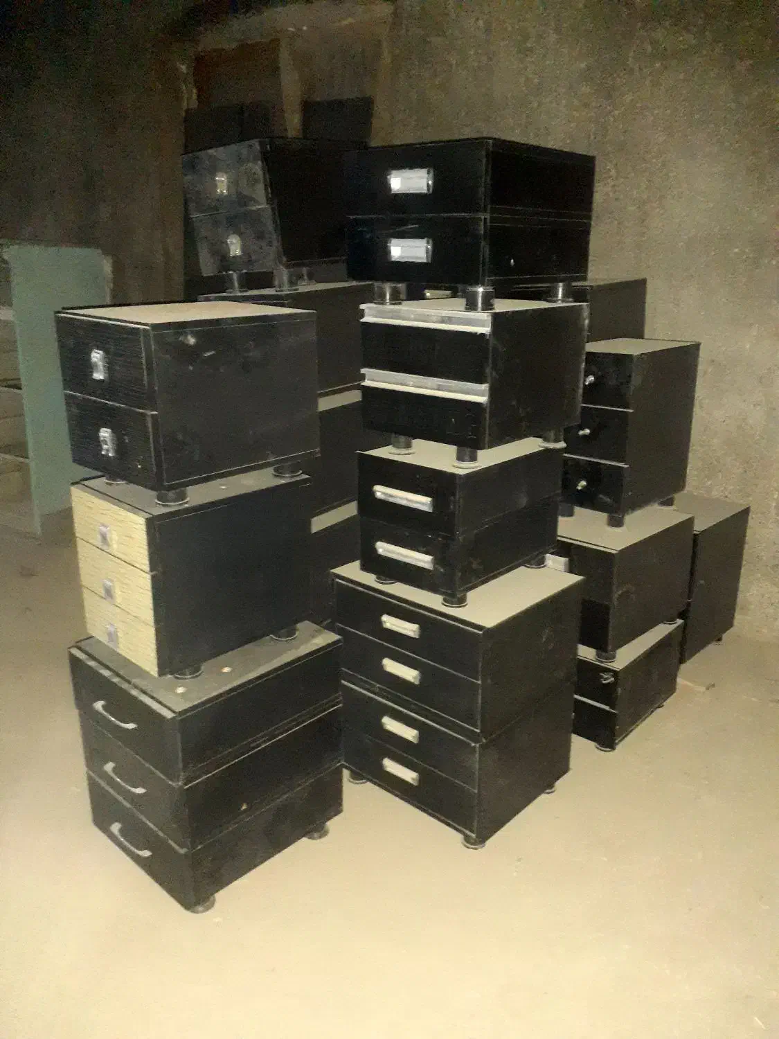 فایل کشویی|مبلمان اداری|اصفهان, برازنده|دیوار