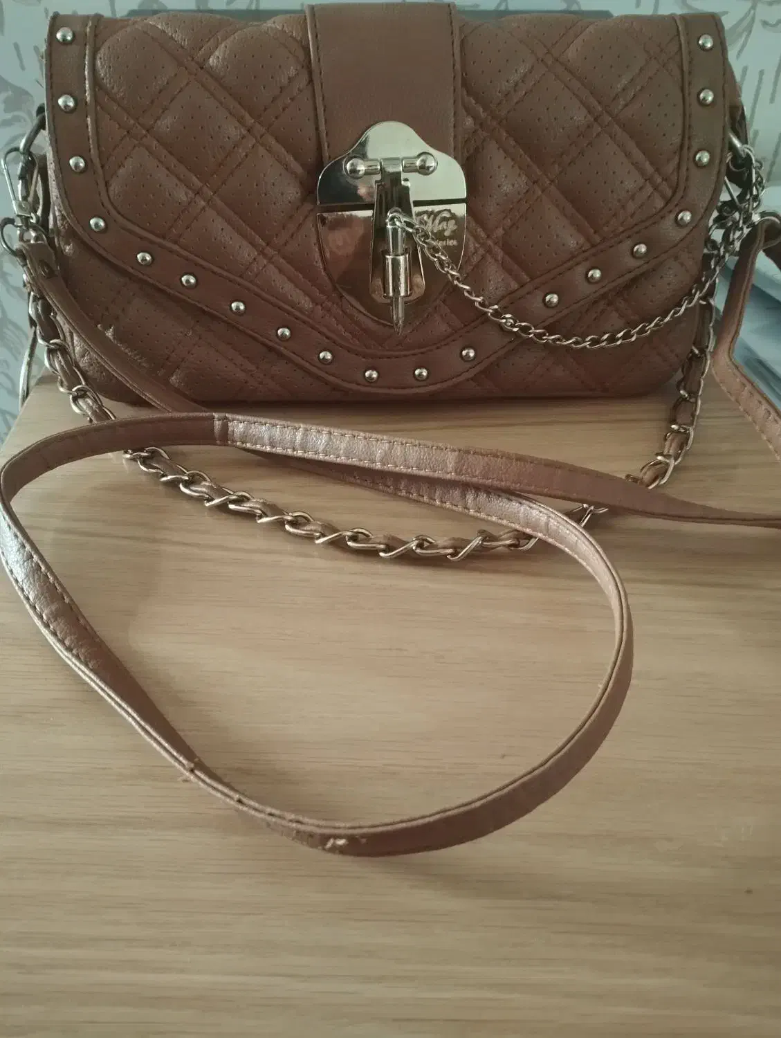 دو عدد کیف|کیف، کفش، کمربند|سنندج, |دیوار