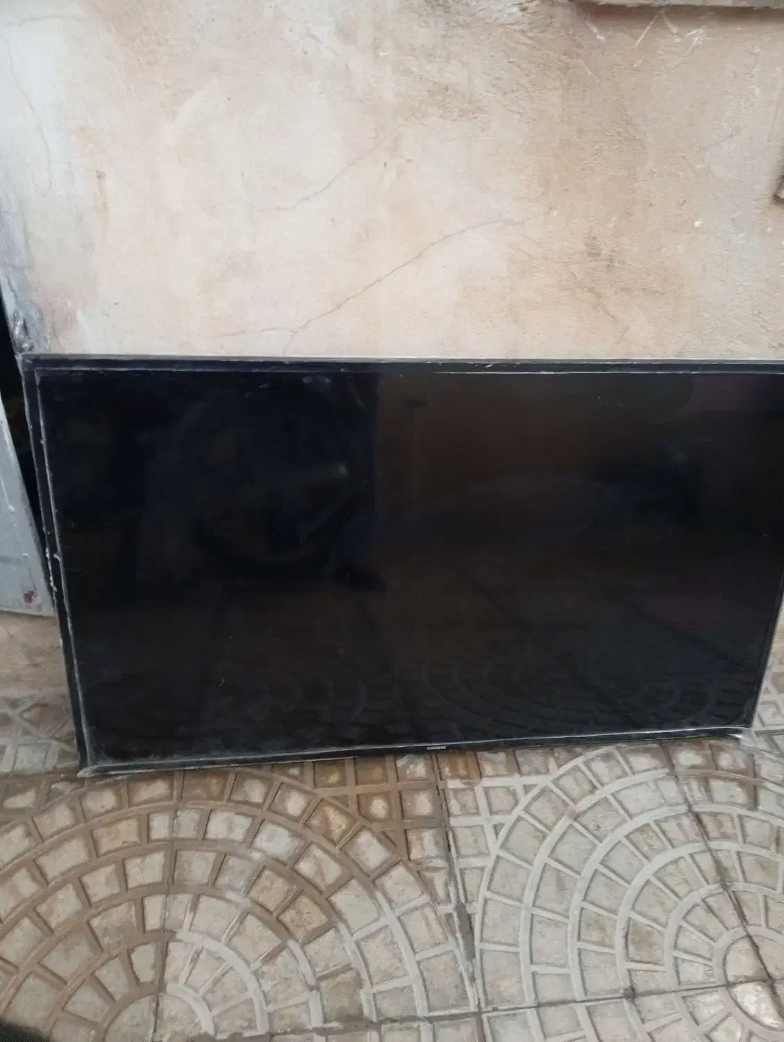 تلویزیون|تلویزیون و پروژکتور|مریوان, |دیوار