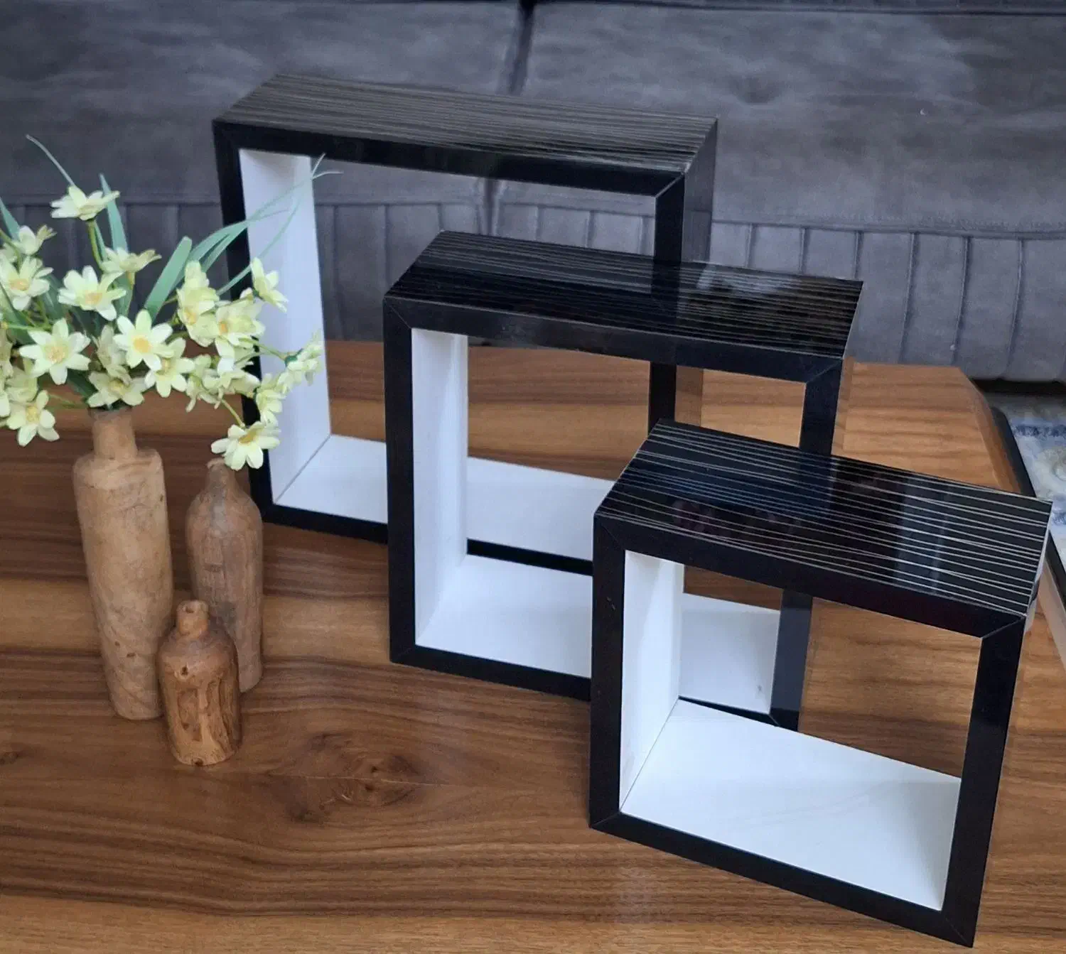 شلف سه عددی جنس هایگلاس و رومیزی|کتابخانه، شلف، قفسه‌های دیواری|کرج, کیانمهر|دیوار