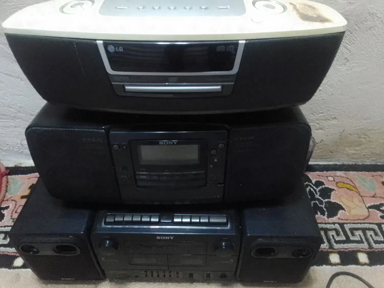 باسلام 4 دستگاه رادیو ضبط سالم ونیاز به تعمیر جزیی|سیستم صوتی خانگی|رشت, جانبازان|دیوار