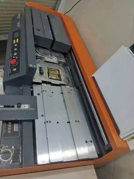 ریکو/کونیکا دستگاه/کاتربرش برقی،پانچ،صحافی چسب گرم|پرینتر، اسکنر، کپی، فکس|تهران, فلسطین (میدان انقلاب)|دیوار