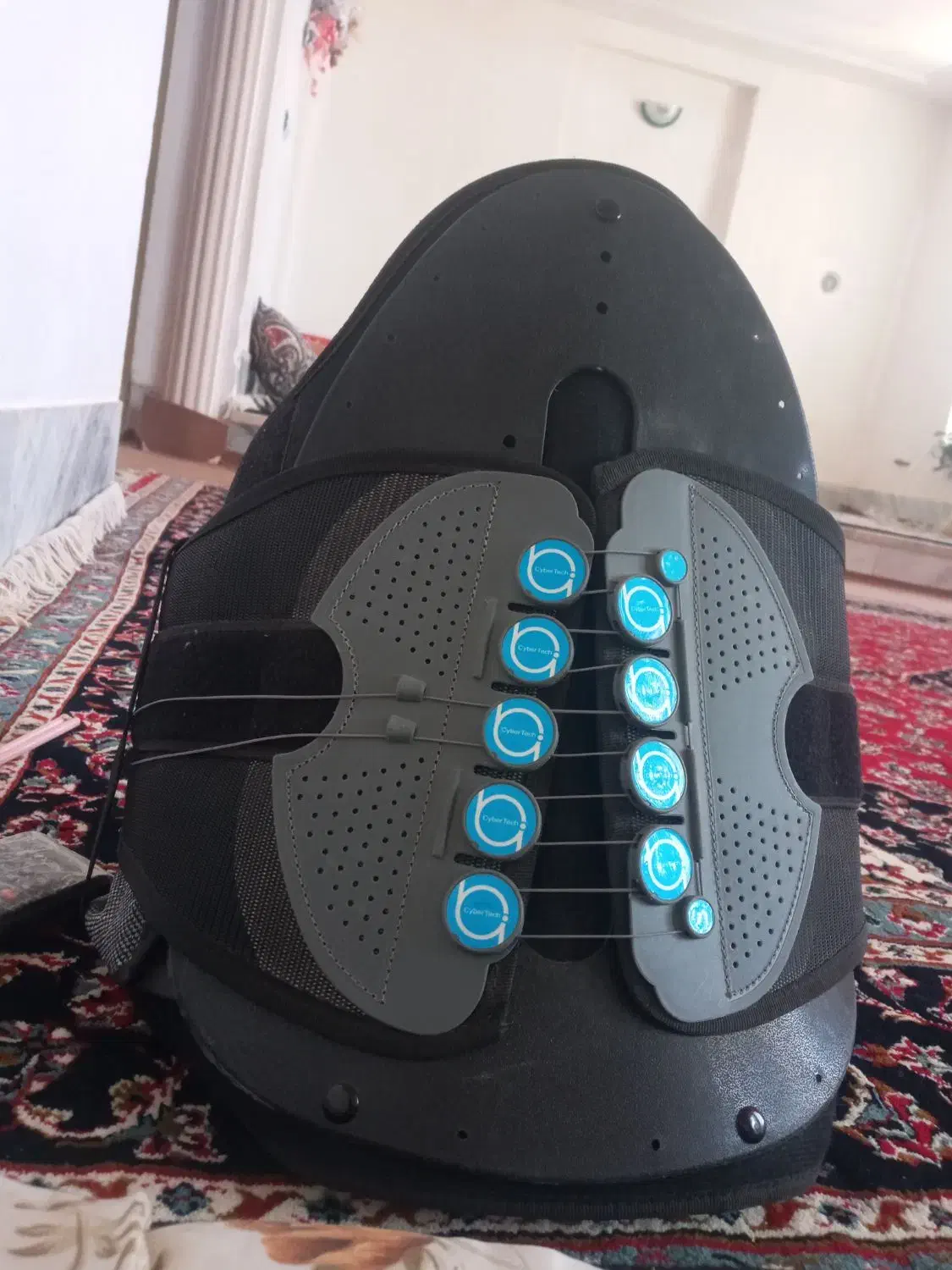 کمربند|کیف، کفش، کمربند|اسفراین, |دیوار