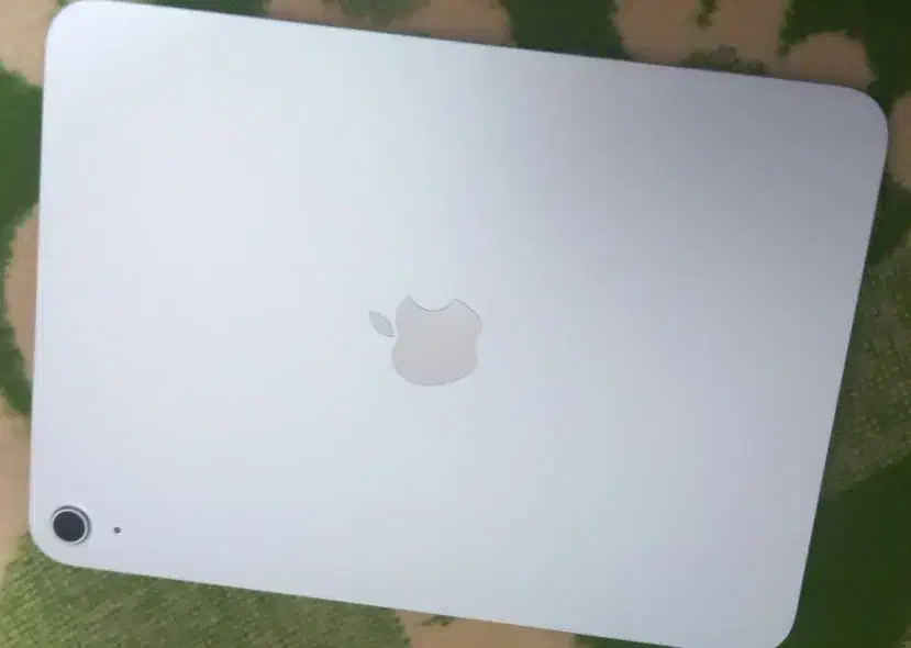 iPad|تبلت|نجف‌آباد, صالح آباد|دیوار