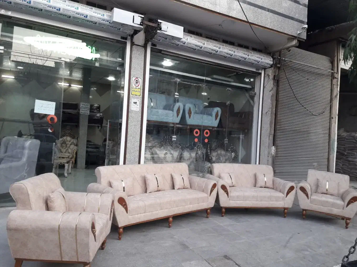 -/-فروش مستقیم مبلهای مدرن و شیک در قم|مبلمان خانگی و میز عسلی|قم, ولیعصر|دیوار
