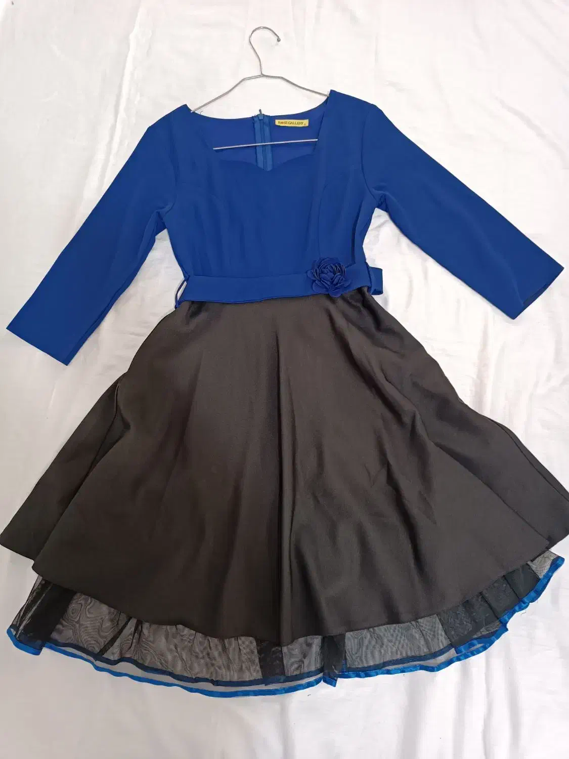 لباس مجلسی|لباس|سرخنکلاته, |دیوار