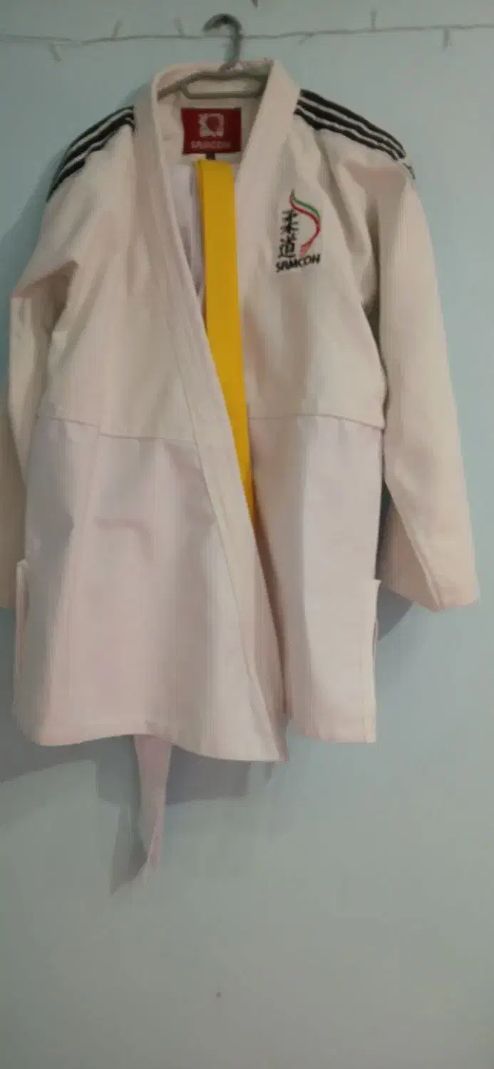 لباس جودو|لباس|بندر انزلی, چهارفریضه|دیوار